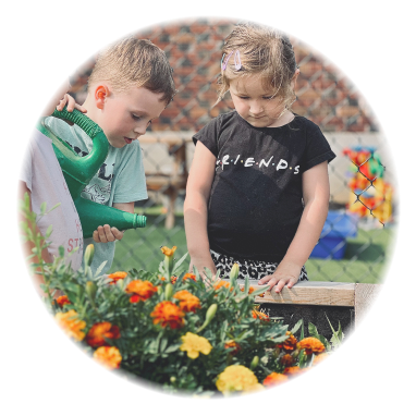 [Program Page Child Image]